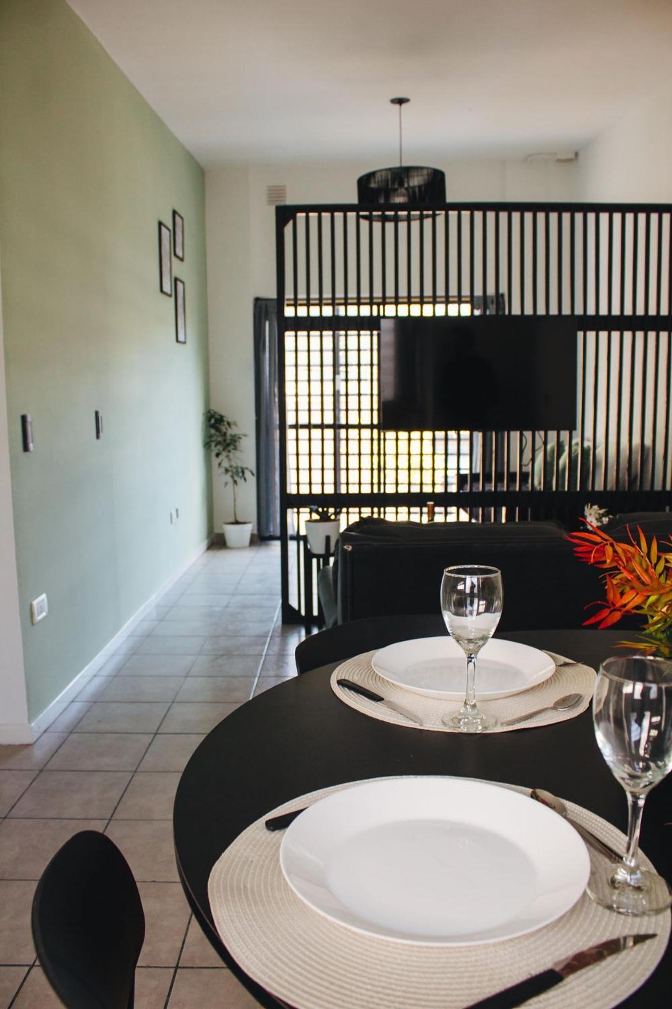 Acacia Apartment