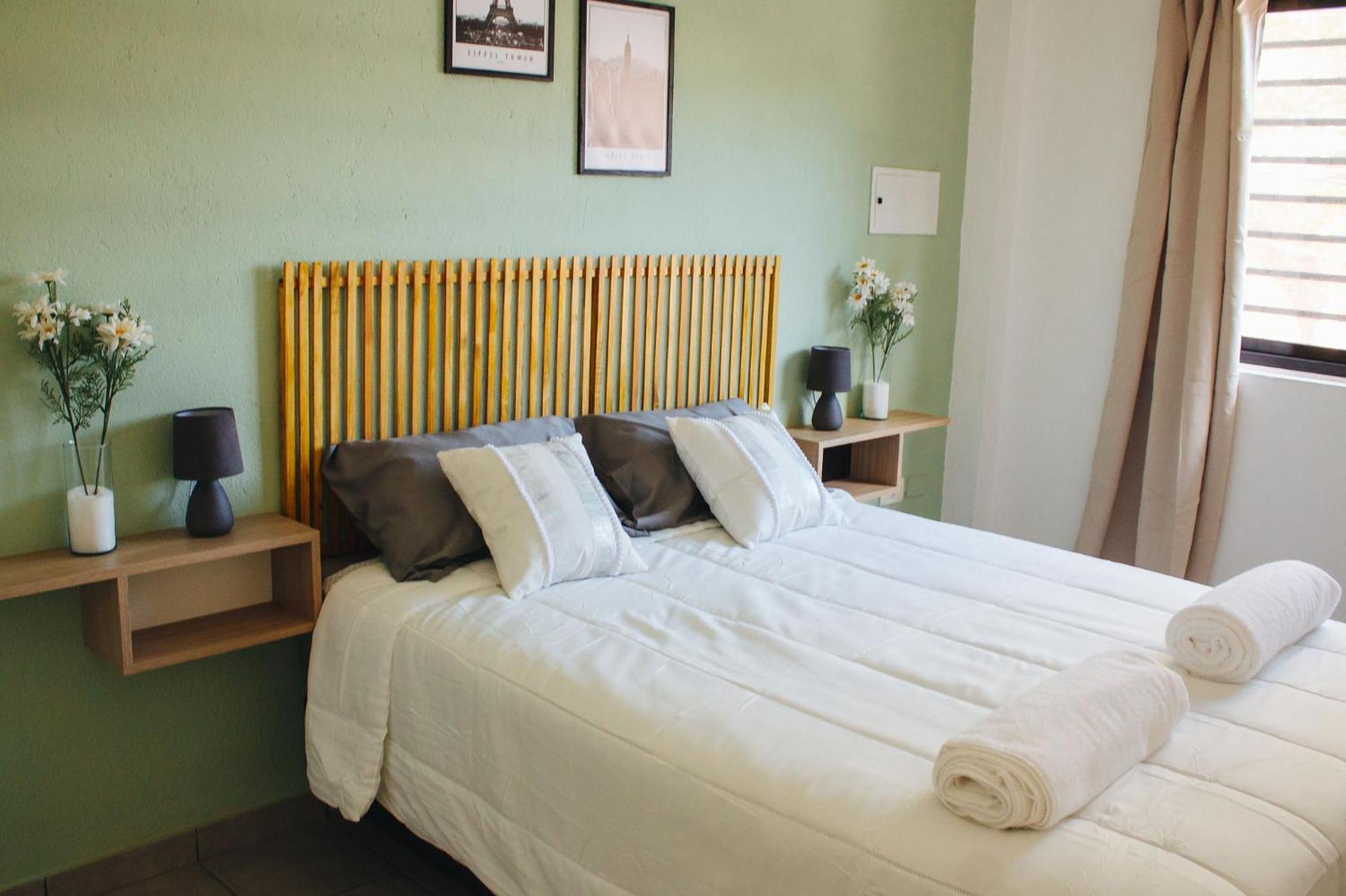 Acacia Apartment